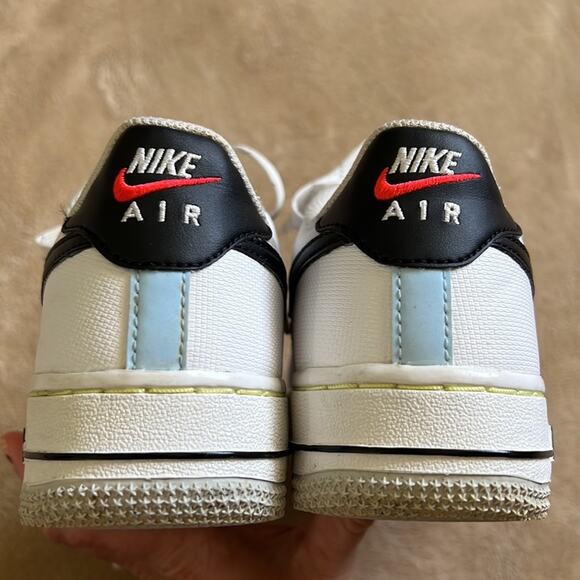 Air Force 1 youth size 4.5 LV8 GS “swoosh compass” - Picture 5 of 10